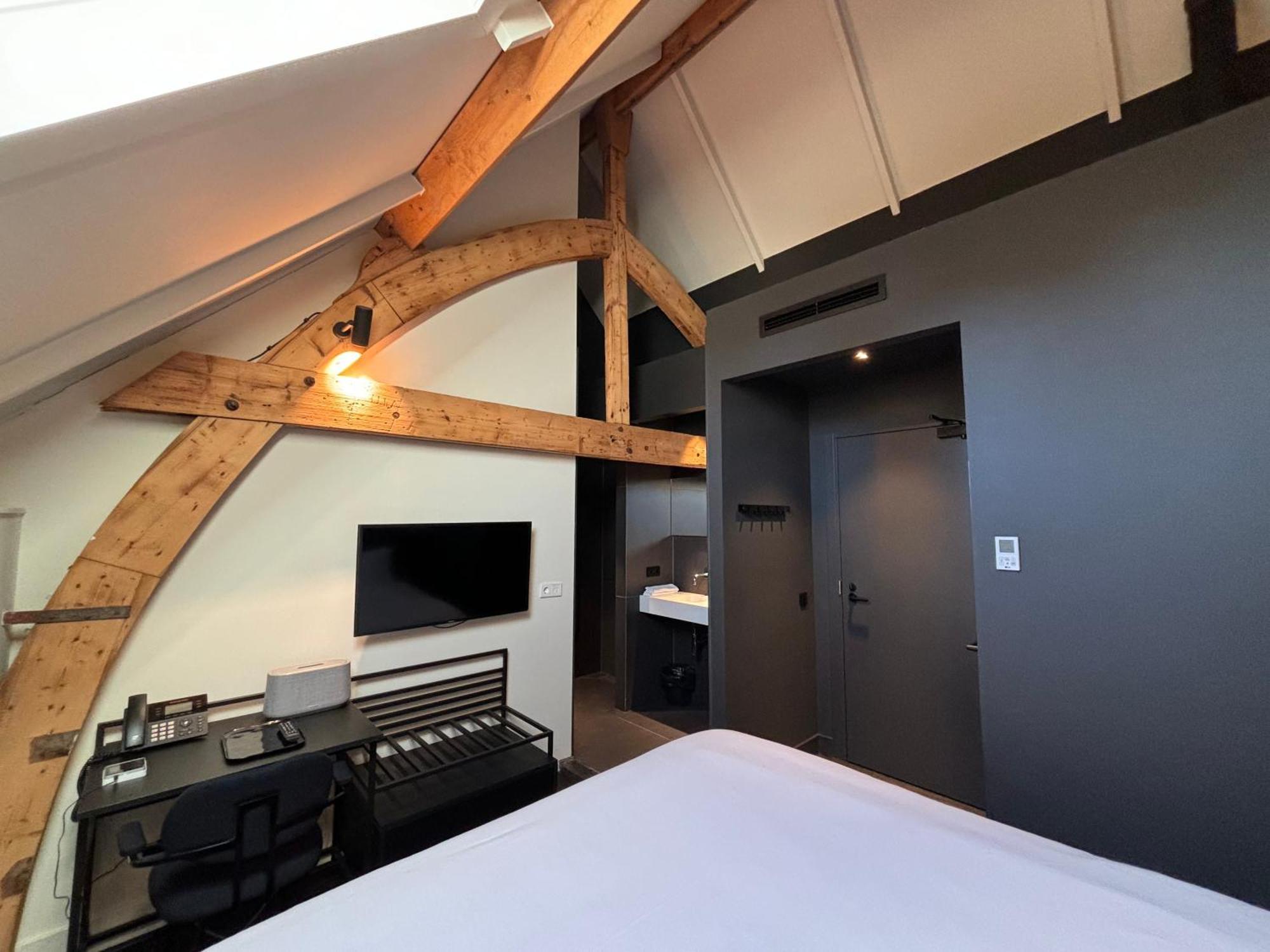 Kazerne Hotel - Member Of Design Hotels Eindhoven Exterior photo