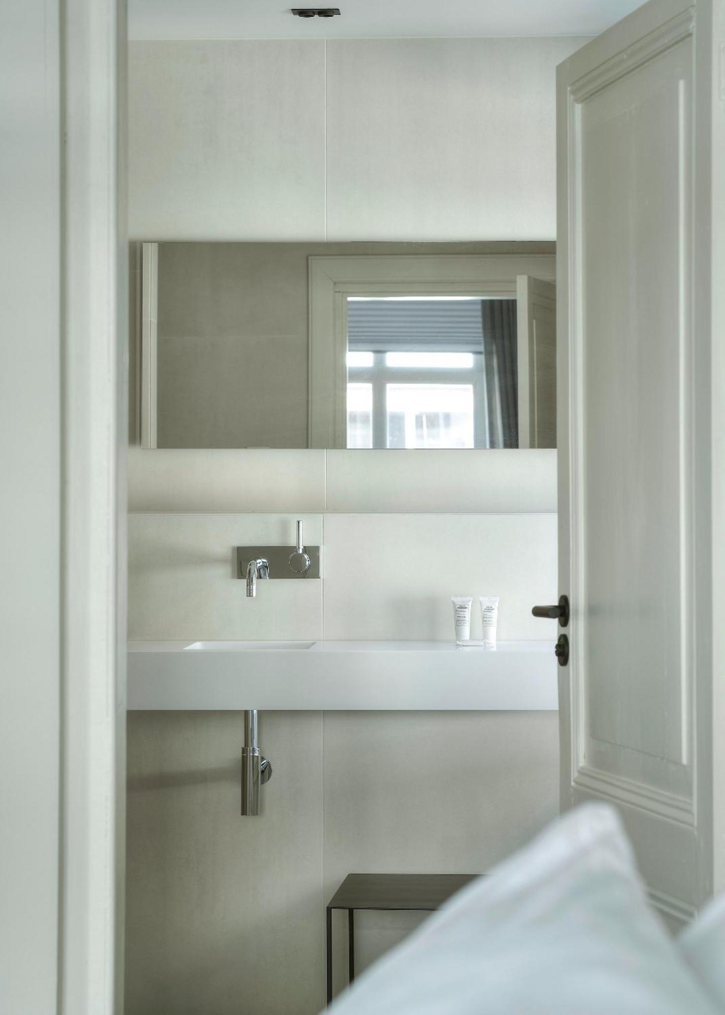Kazerne Hotel - Member Of Design Hotels Eindhoven Exterior photo